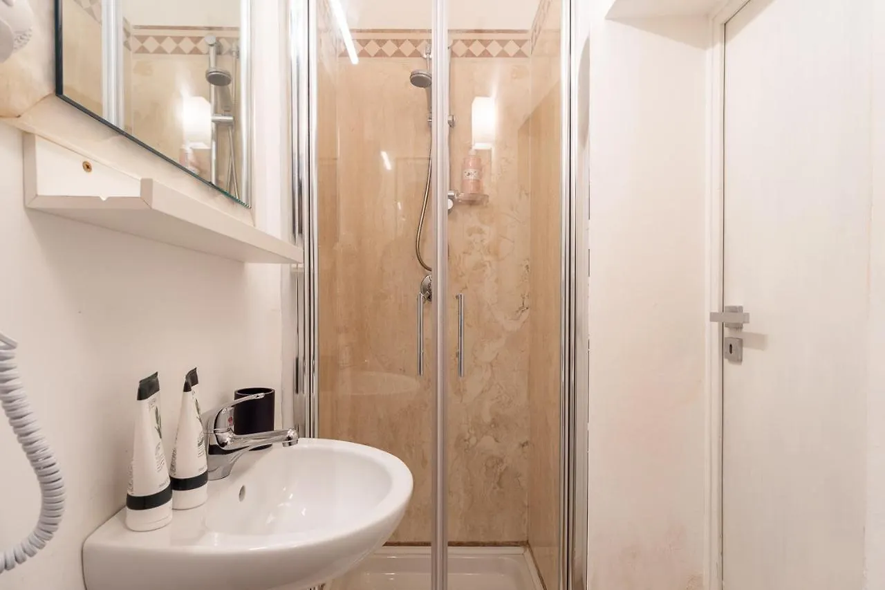 Apartament Via Boemondo Otto Bari